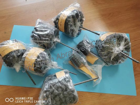 उच्च दक्षता वाले सिलिकॉन कार्बाइड गोल शनिंग ब्रश घर्षण धातु हैंडल